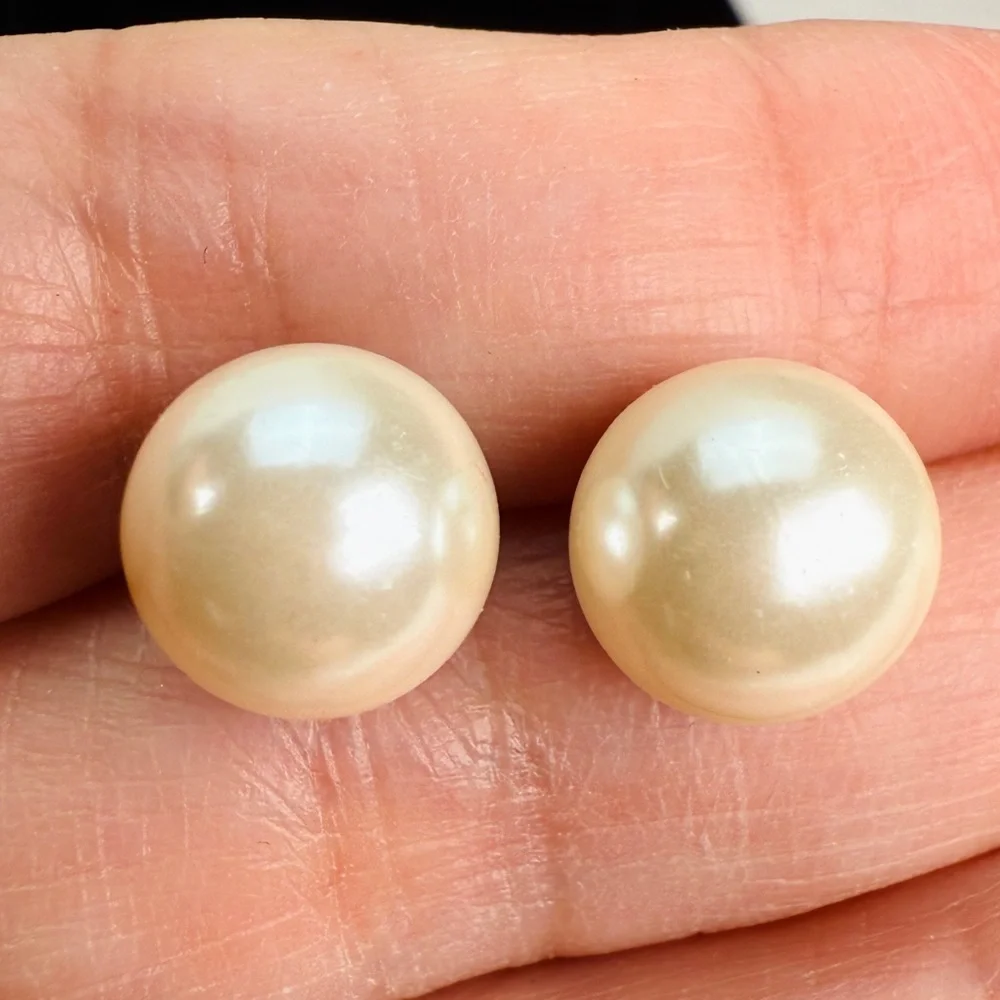 Vintage Goldtone Faux Pearl Stud Pierced Earrings